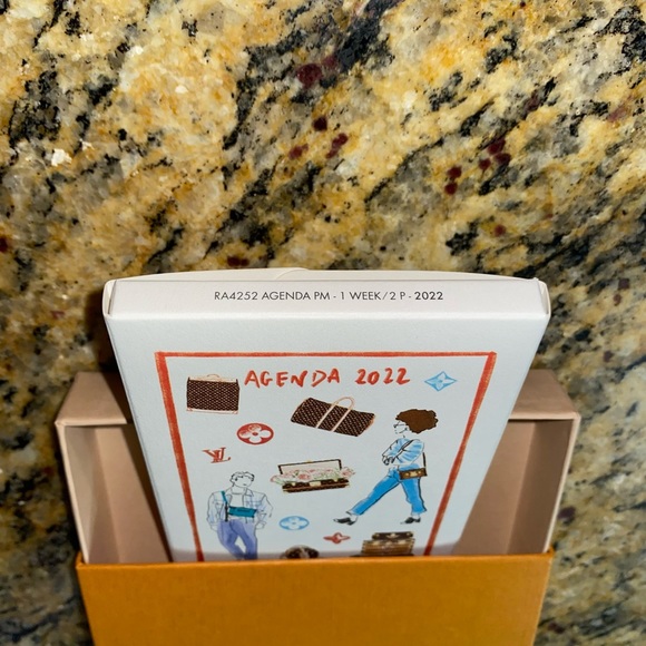 Louis Vuitton RA4252 2022 AGENDA REFILL - Picture 4 of 8